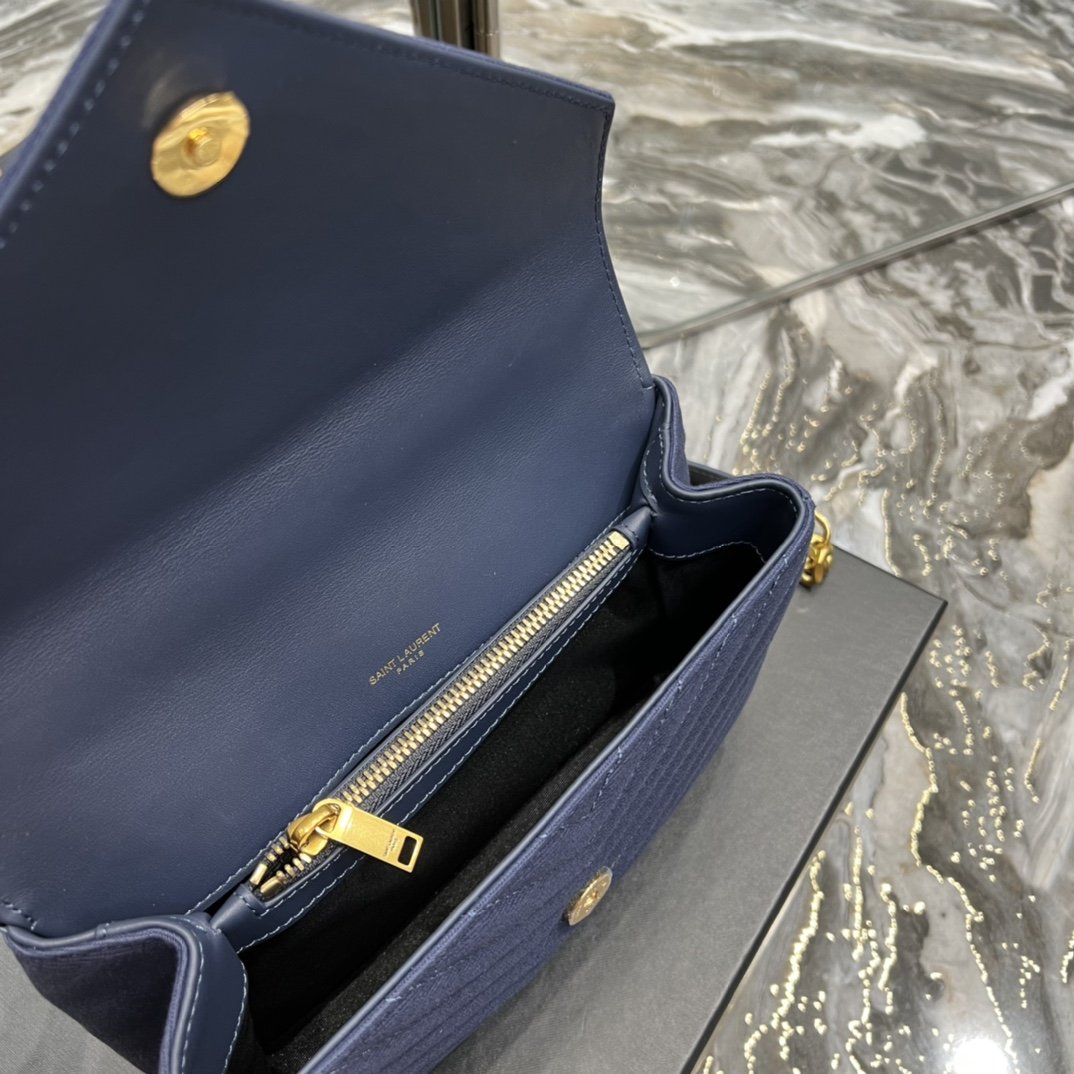 Yves Saint Laurent Envelope Medium Bag Marine