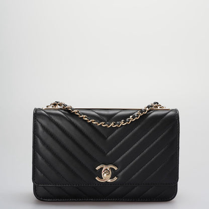 Chanel Lambskin Chevron Quilted Trendy CC Wallet On Chain Woc In Black
