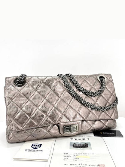 Metallic Vintage Jumbo 2 55 Shoulder Bag and Crossbody Chanel