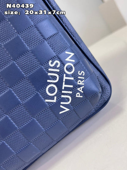 Franco Shops - Louis Vuittons  - 15471