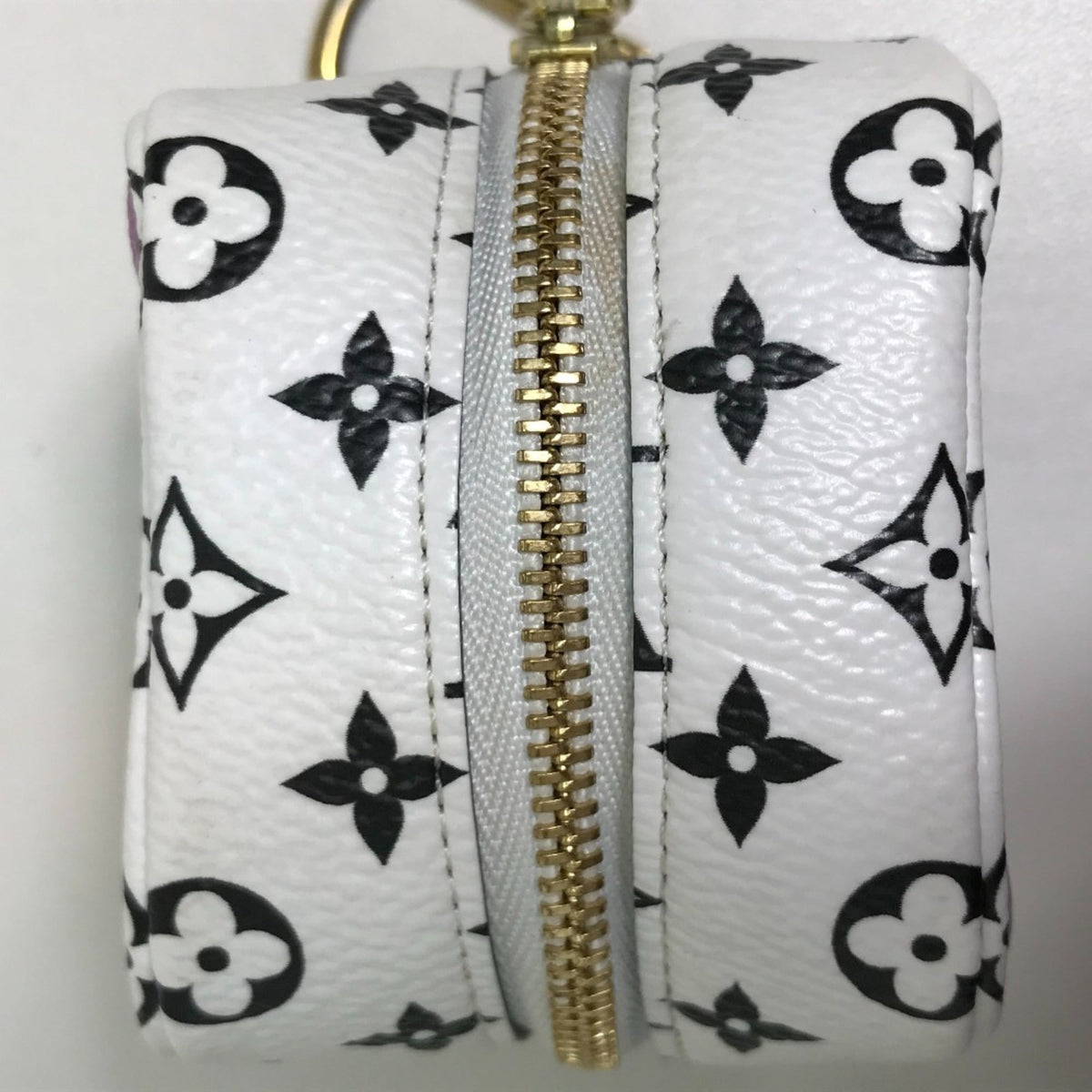 LOUIS VUITTON Cube Wallet