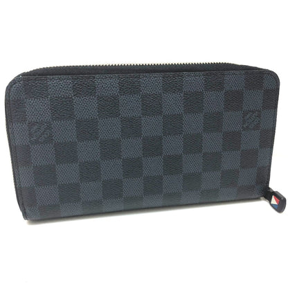 LOUIS VUITTON Zippy Wallet