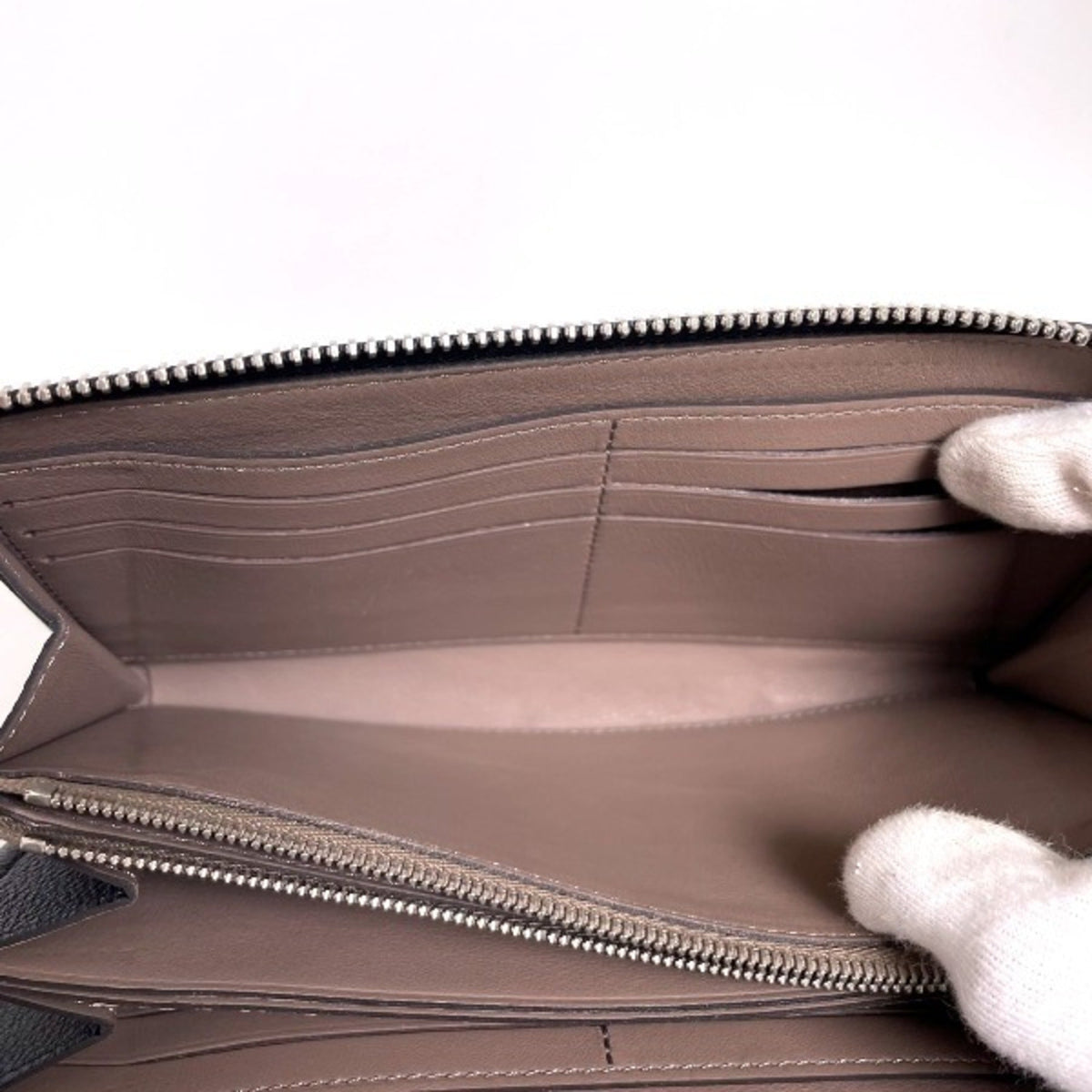 LOUIS VUITTON Comete Wallet