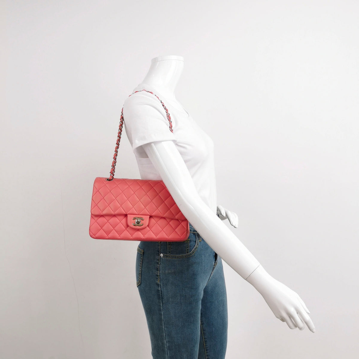 Chanel Timeless Classic Flap Medium Pink Lambskin Leather Gold Hardware