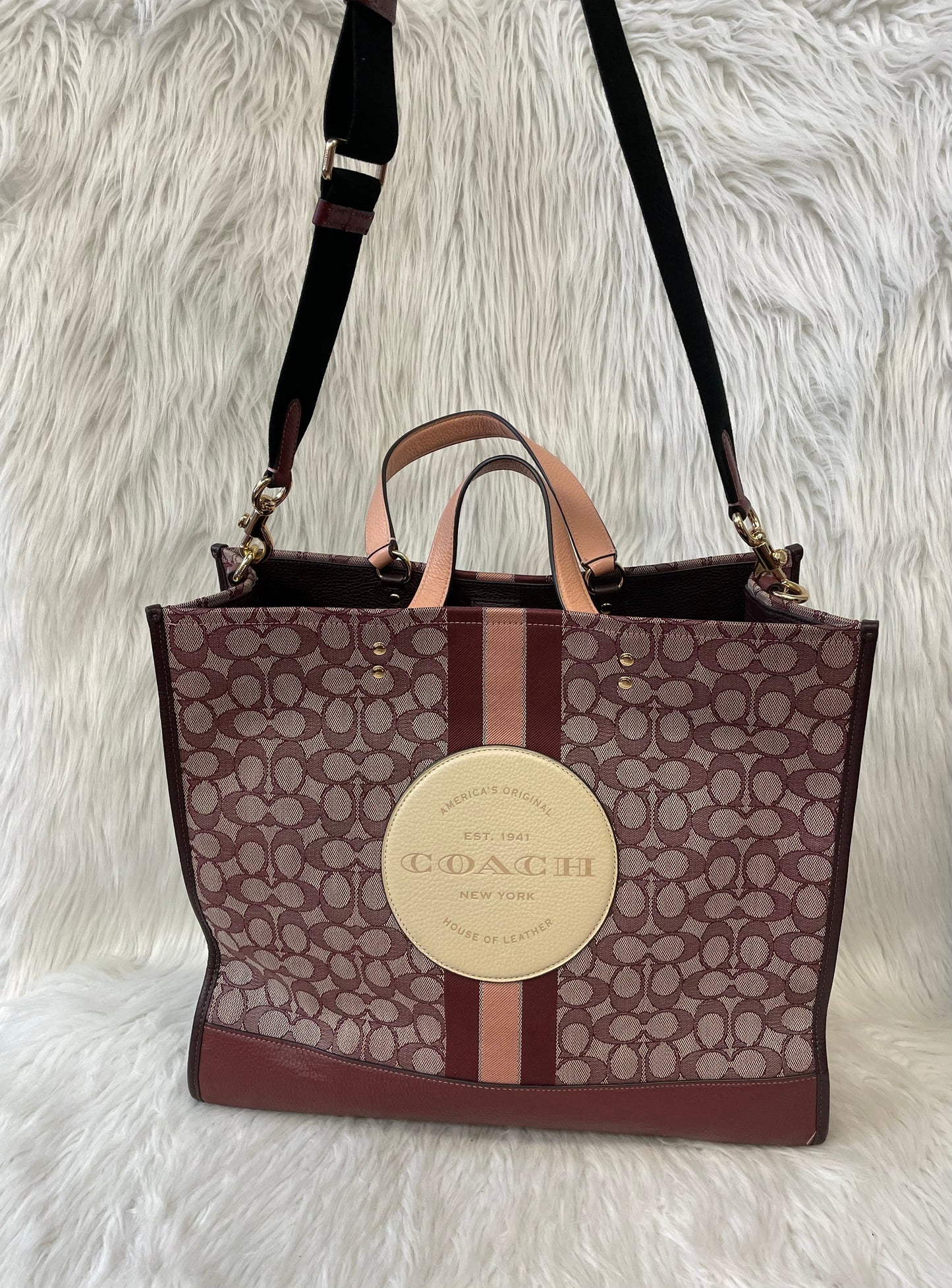 TOTE DESIGNER by COACH In MAROON, Size: LARGE
