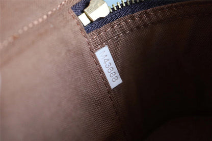 Franco Shops - Louis Vuittons  - 9204