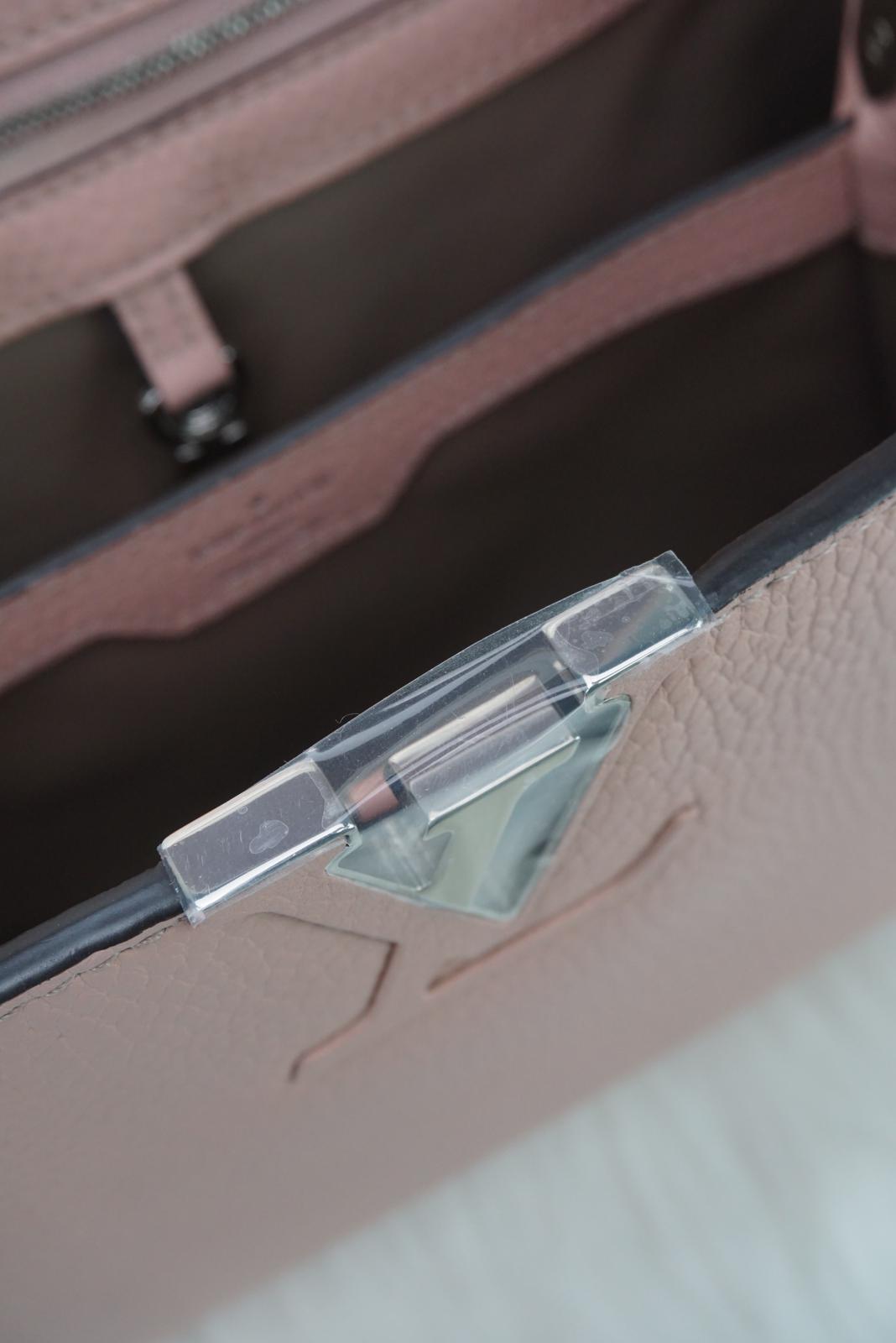 Louis-Vuitton Capucines Size BB Pink