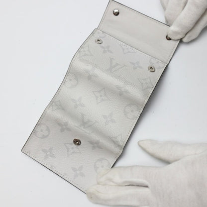 LOUIS VUITTON Discovery Wallet