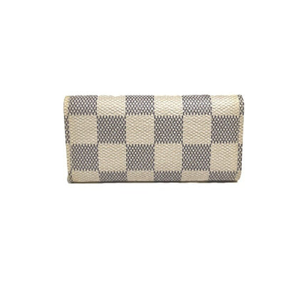 LOUIS VUITTON Pochette Cles Wallet