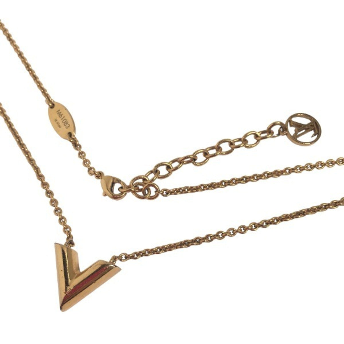 LOUIS VUITTON Essential V Necklace