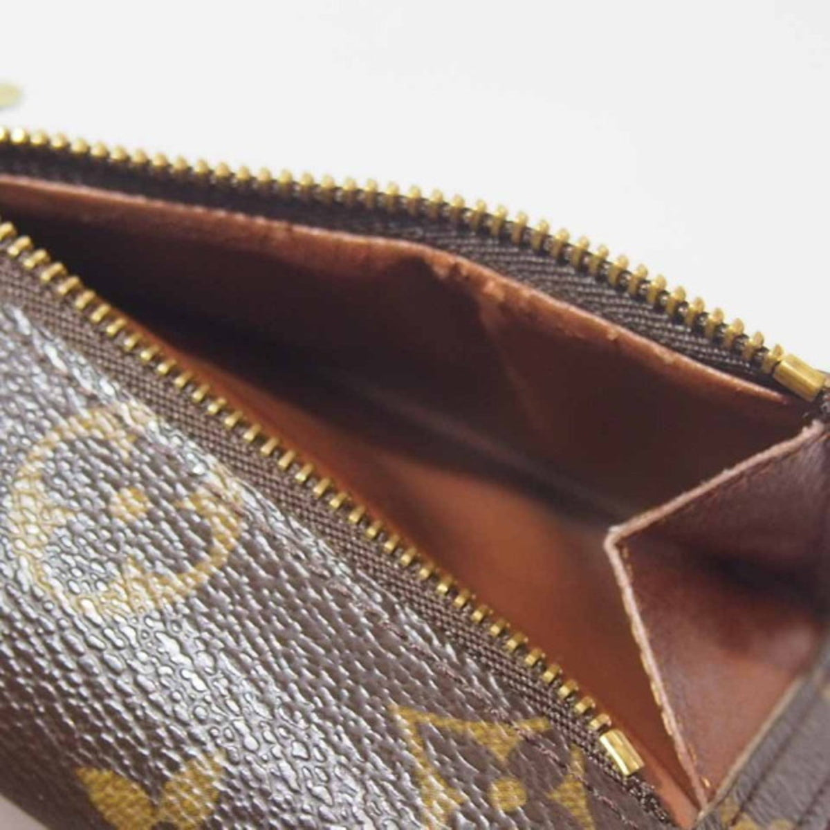 LOUIS VUITTON Koala Wallet