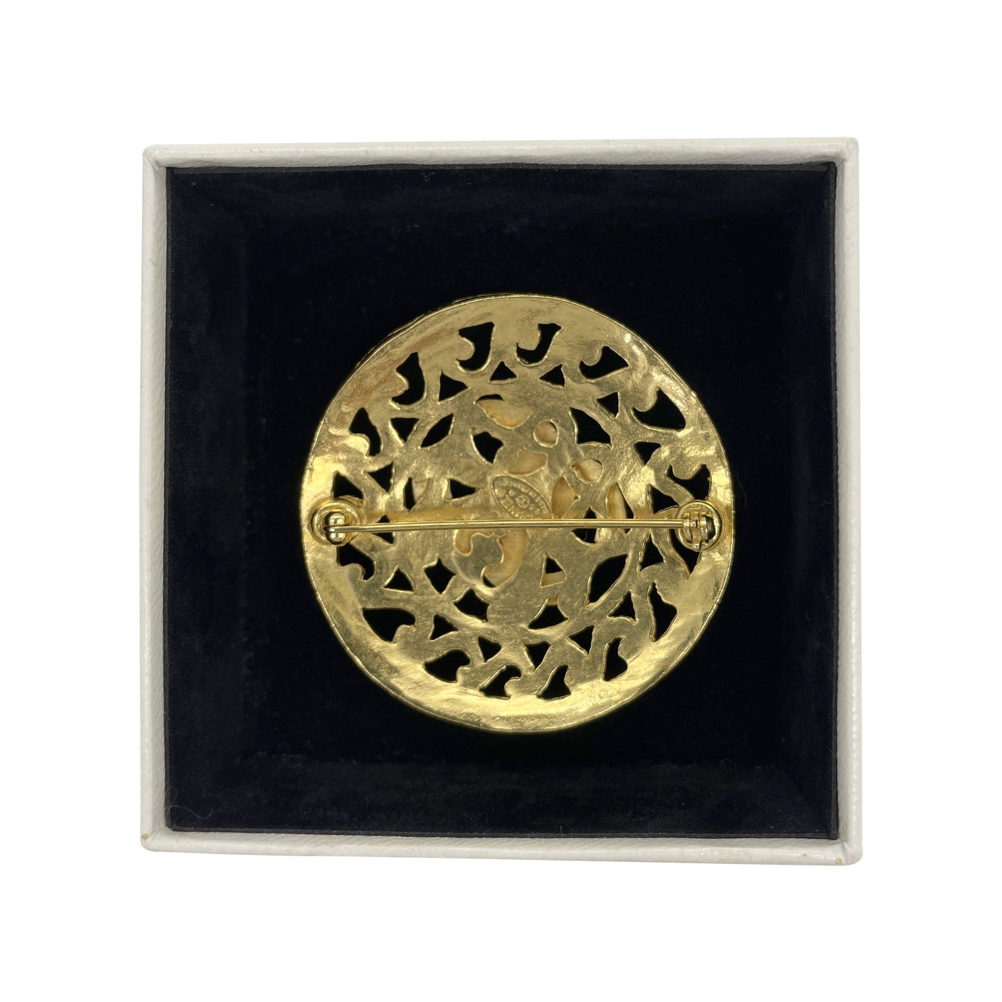 Chanel CC Round Brooch Metal Brooch in Excellent condition