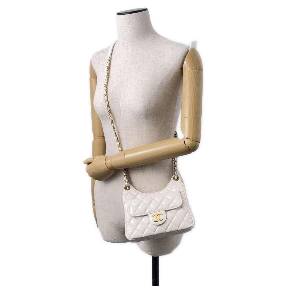 CHANEL Hobo ChainShoulder Bag White AS3710 Shiny Calf Leather Size Small