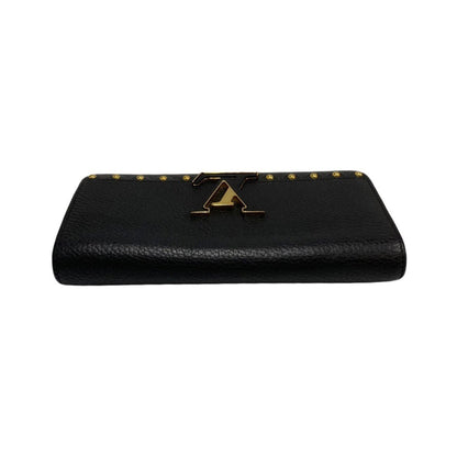 LOUIS VUITTON Capucines Wallet