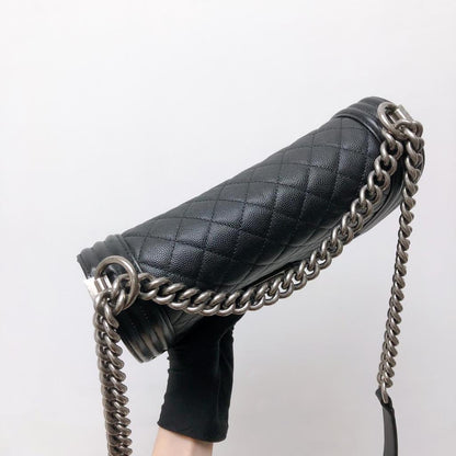 Le Boy Old Medium Caviar Black RHW