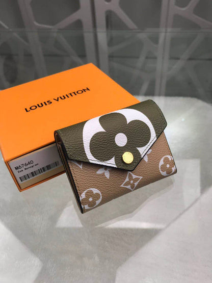 Franco Shops - Louis Vuittons  - 9163
