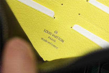 Franco Shops - Louis Vuittons  - 10928