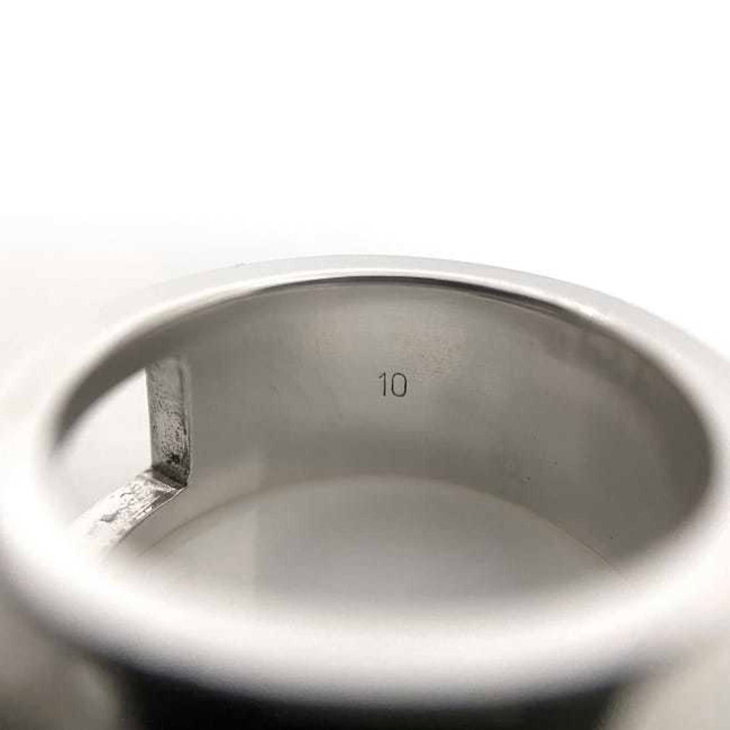 GUCCI Logo G Ring