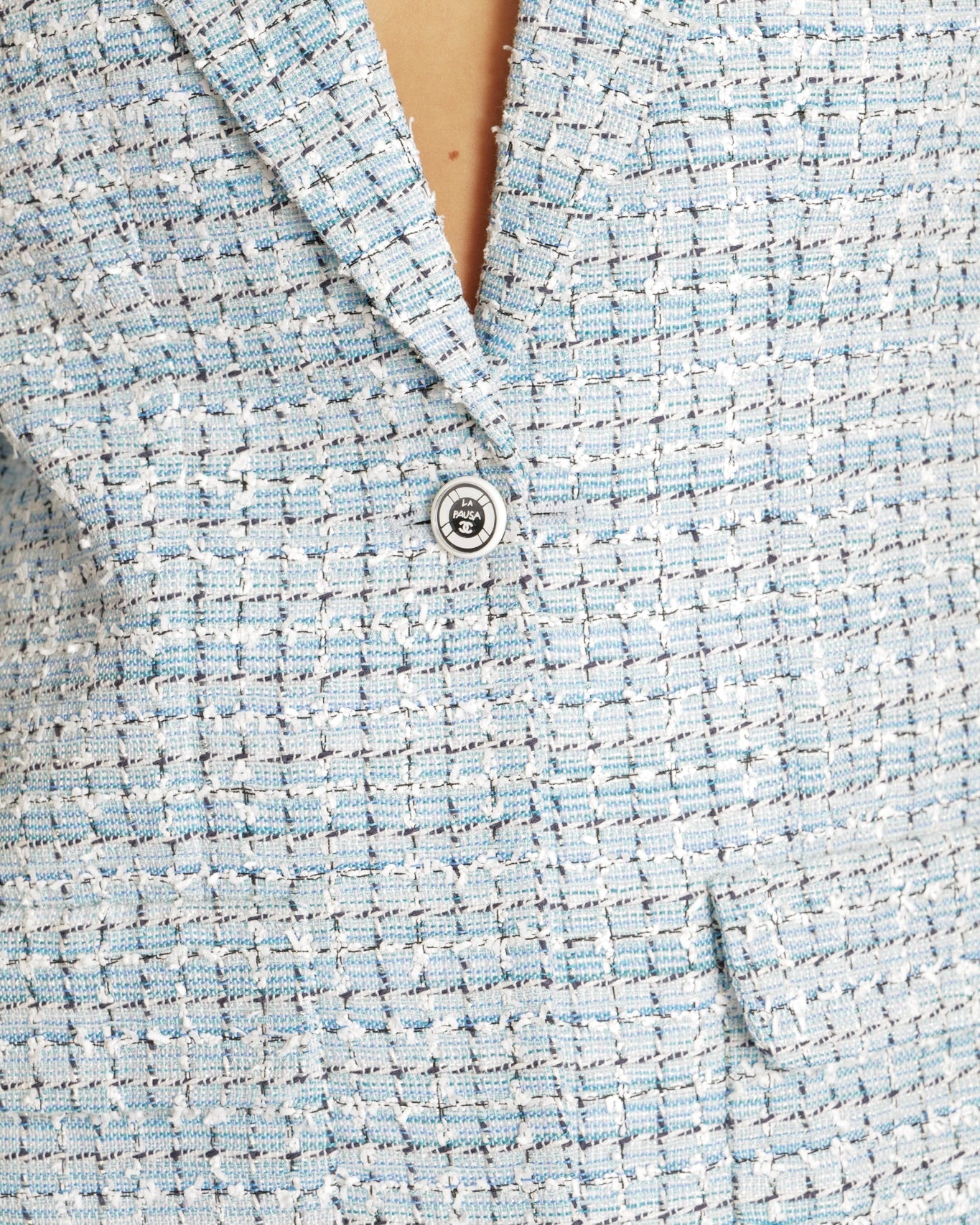 Chanel 19C Light Blue La Pausa Tweed Jacket with Silver and White CC Logo Buttons Size FR 40 (UK 12)