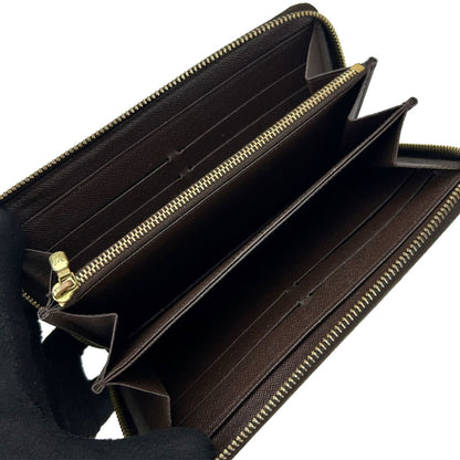 LOUIS VUITTON Zippy wallet