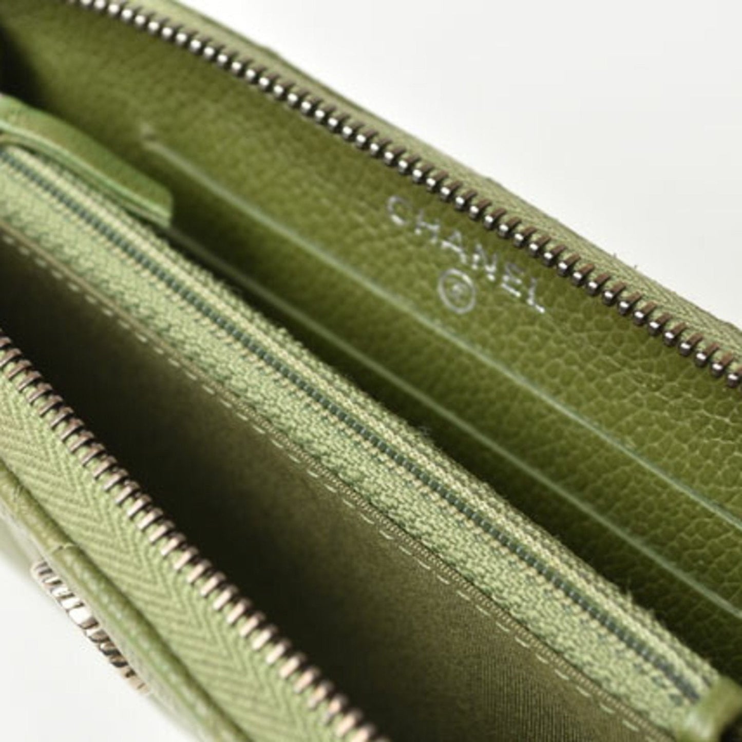 CHANEL Matelasse Wallet