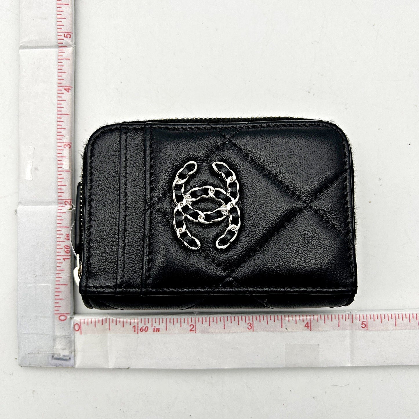 CHANEL Lambskin Quilted Chanel 19 Vertical Zip Card Holder Wallet Black ch8877cc
