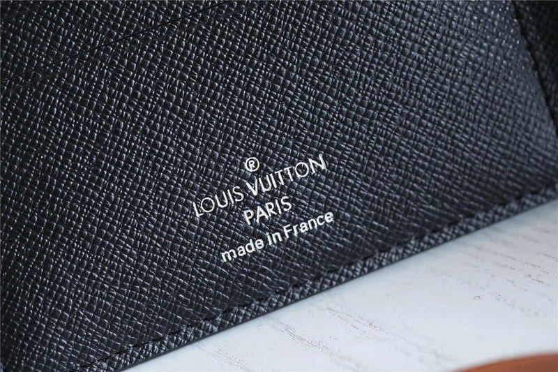 Franco Shops - Louis Vuittons  - 10961