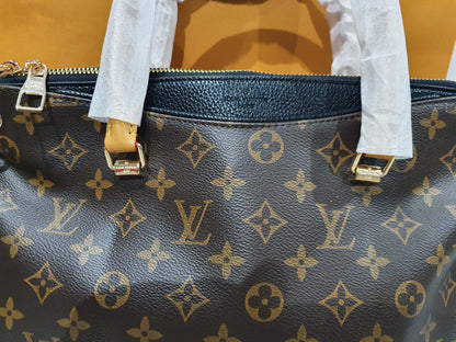 Louis Vuitton Pallas Handbag