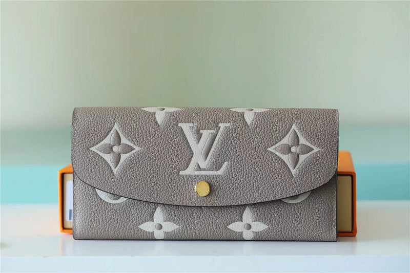 Franco Shops - Louis Vuittons  - 10577