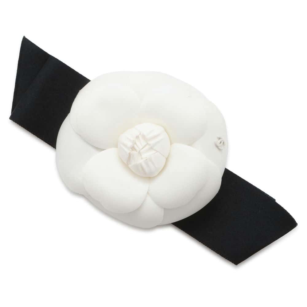 CHANEL Camellia Ribbon Brooch White/Black AA9146 Nylon Satin