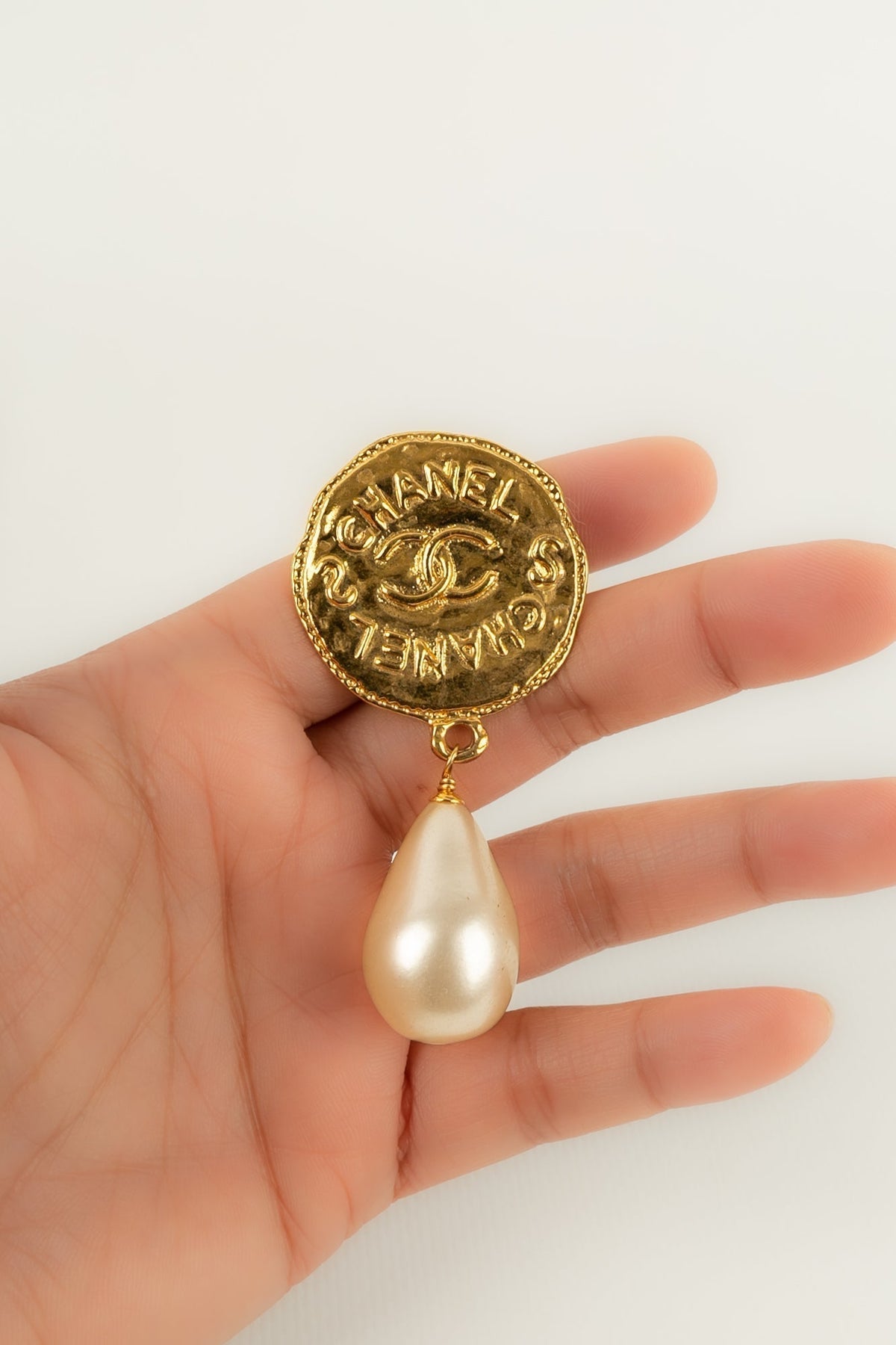 Broche Chanel Automne