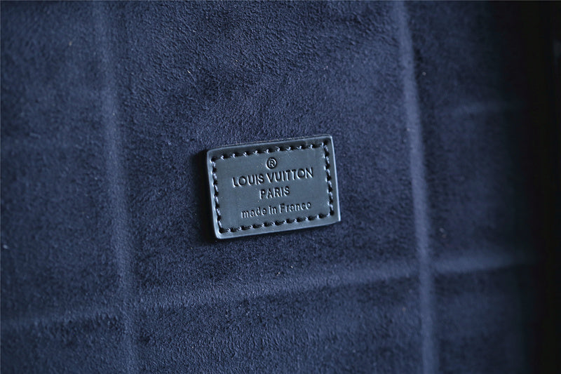 Franco Shops - Louis Vuittons  - 9544