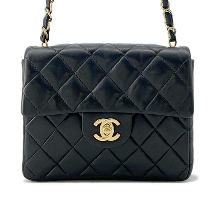 Chanel Mini Matelasse Single Flap ChainShoulder Bag Black A01115 Lambskin