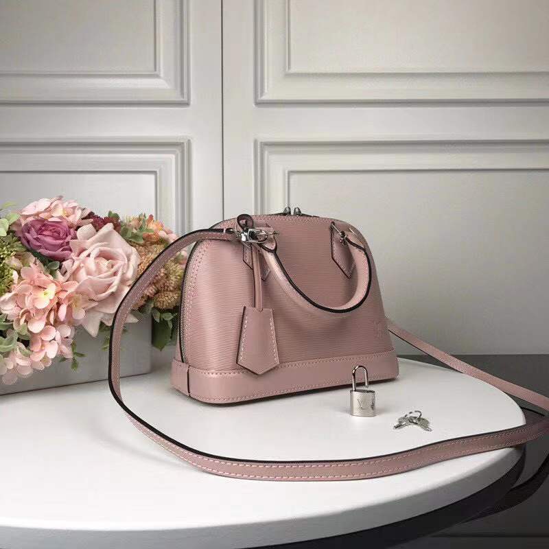 The Franco Shops - Louis Vuittons  - 12106