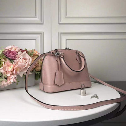 The Franco Shops - Louis Vuittons  - 12106