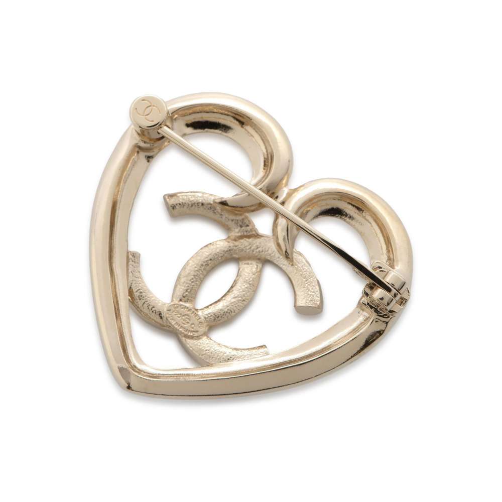 Chanel CC Logo Heart Rhinestone Brooch Gold ABA093 Metal Rhinestone