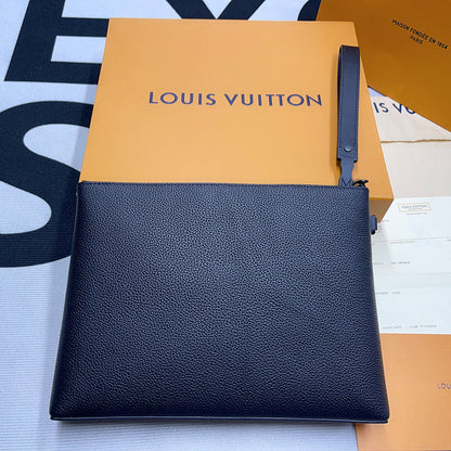 Franco Shops - Louis Vuittons  - 10692