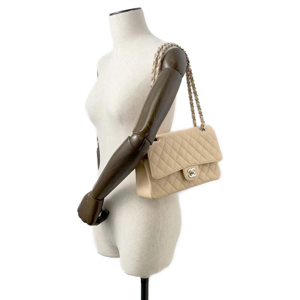 Chanel Matelasse25 W Flap ChainShoulder Bag Beige A01112 Caviar Leather Size 25
