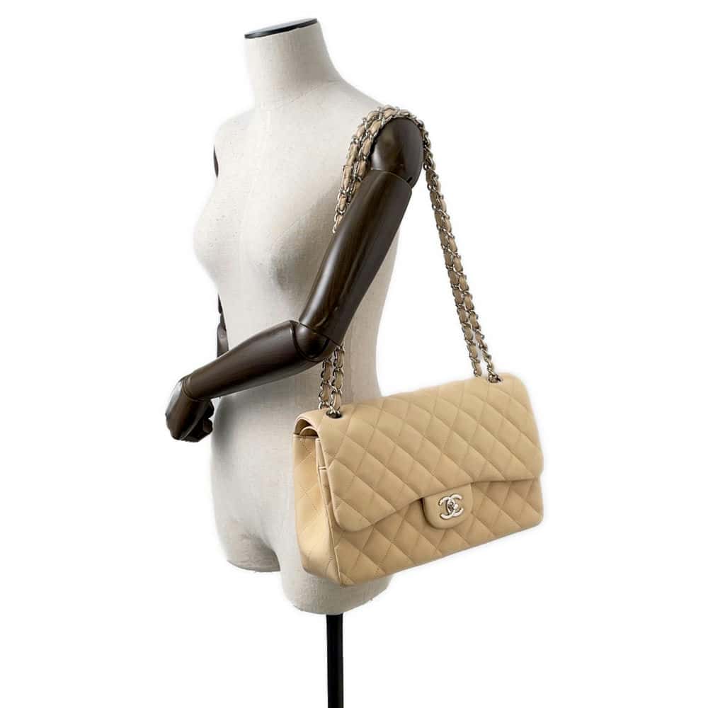 Chanel Jumbo Matelasse Double Flap Shoulder Bag Beige A58600 Lambskin Size 30