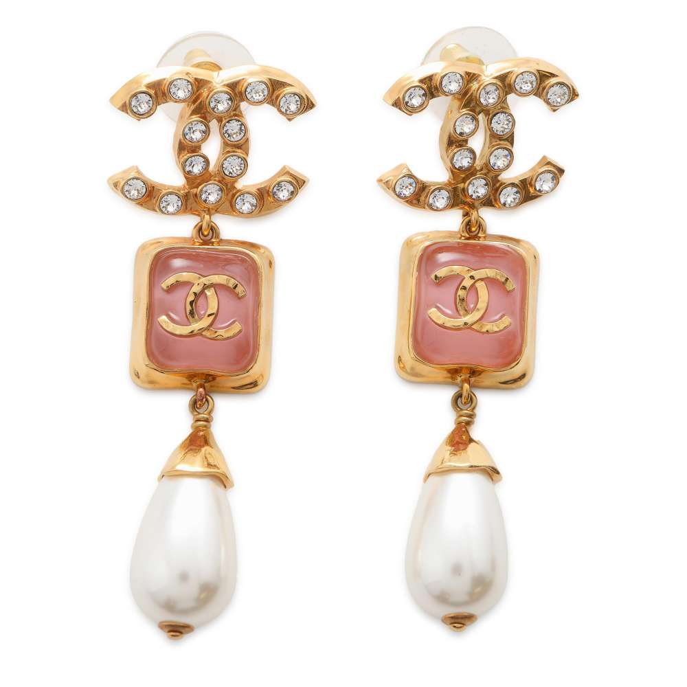 Chanel CC Logo Swing Earrings Gold Metal Rhinestone Strass Faux Pearl