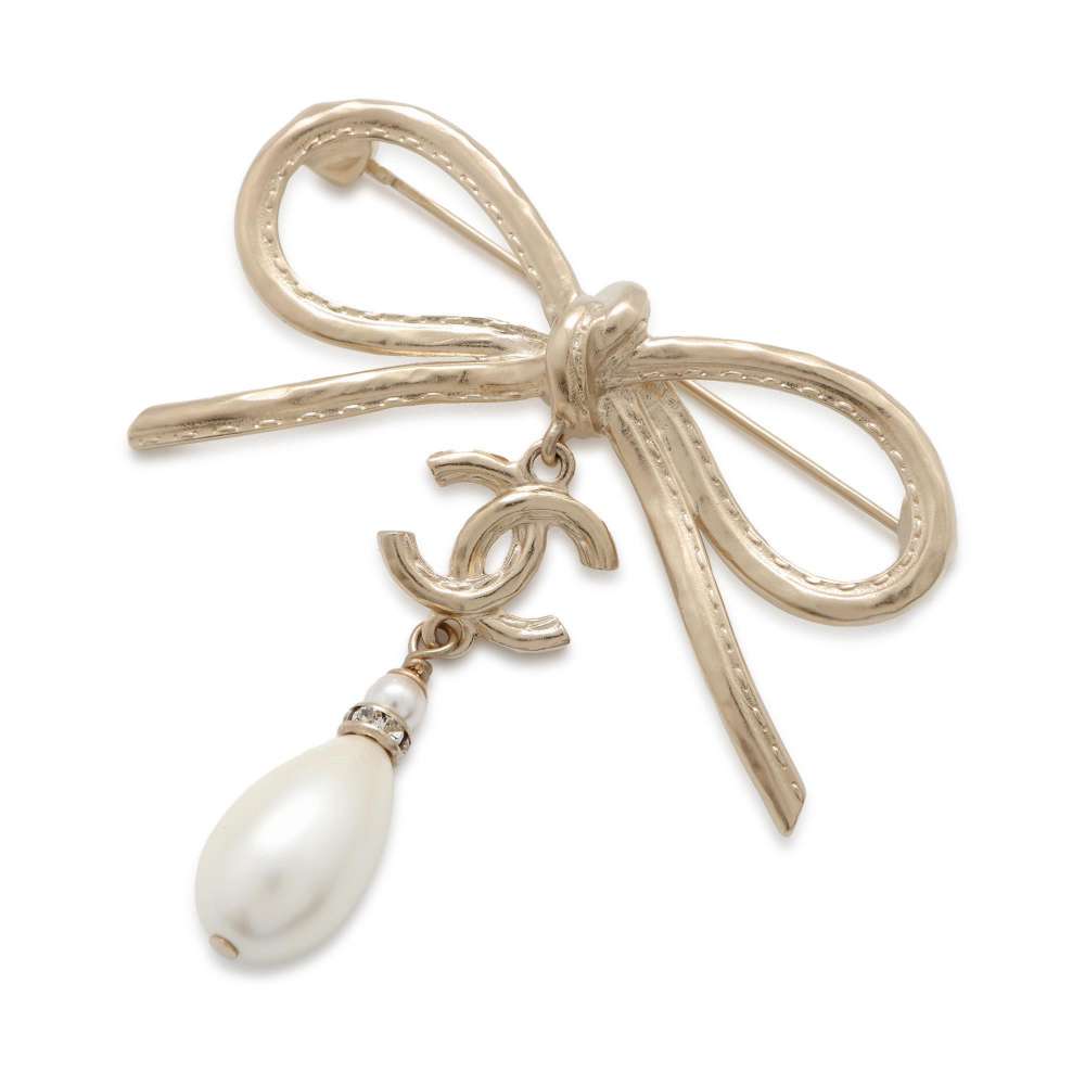 Chanel CC Logo Ribbon Brooch Gold AB8392 Metal Faux Pearl  Rhinestone