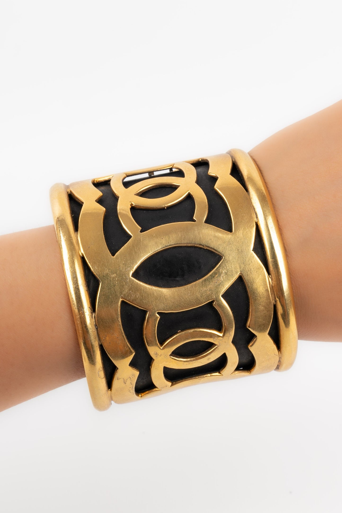 Bracelet manchette Chanel