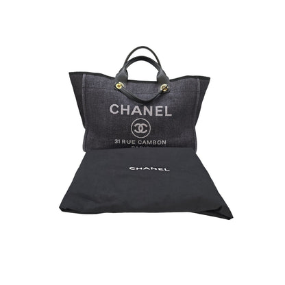 Chanel Woven Straw Raffia Medium Deauville Tote Black