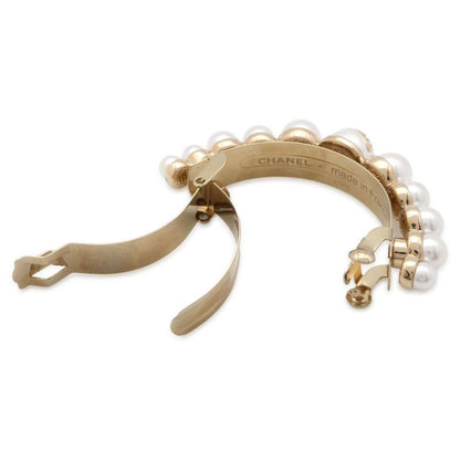 Chanel CC Logo Valletta Gold Pearl Metal