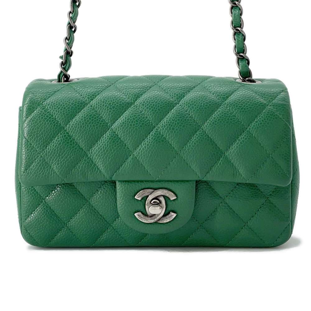 Chanel Matelasse ChainShoulder Bag Green A69900 Caviar Leather Size 20