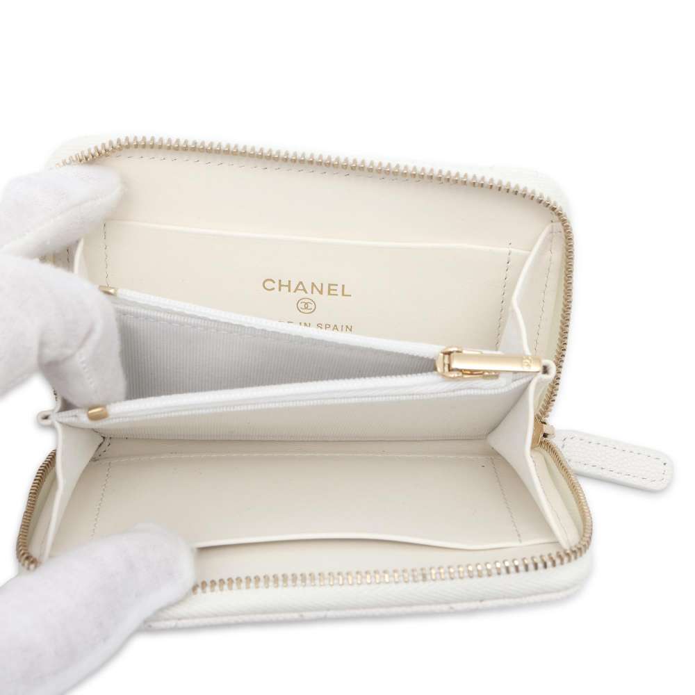 Chanel Matelasse Coin purse White AP4177 Caviar Leather