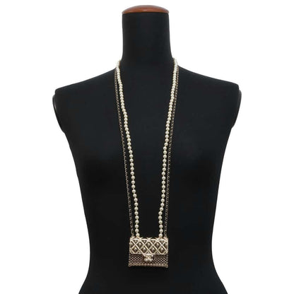 Chanel Matelasse Bag Motif Long Pearl/Chain Necklace Gold AB6135 Metal Leather Faux Pearl