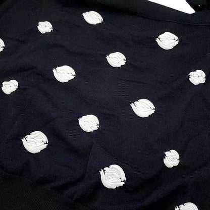Chanel Camellia sweater pullover Size 34 Black/White P76049 Wool 76% Cotton16% Polyurethane1% Polyester4% Nylon3%