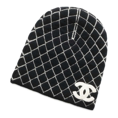Chanel Matelasse CC Logo KnitHat Black/White Cashmere96% Polyamide4%
