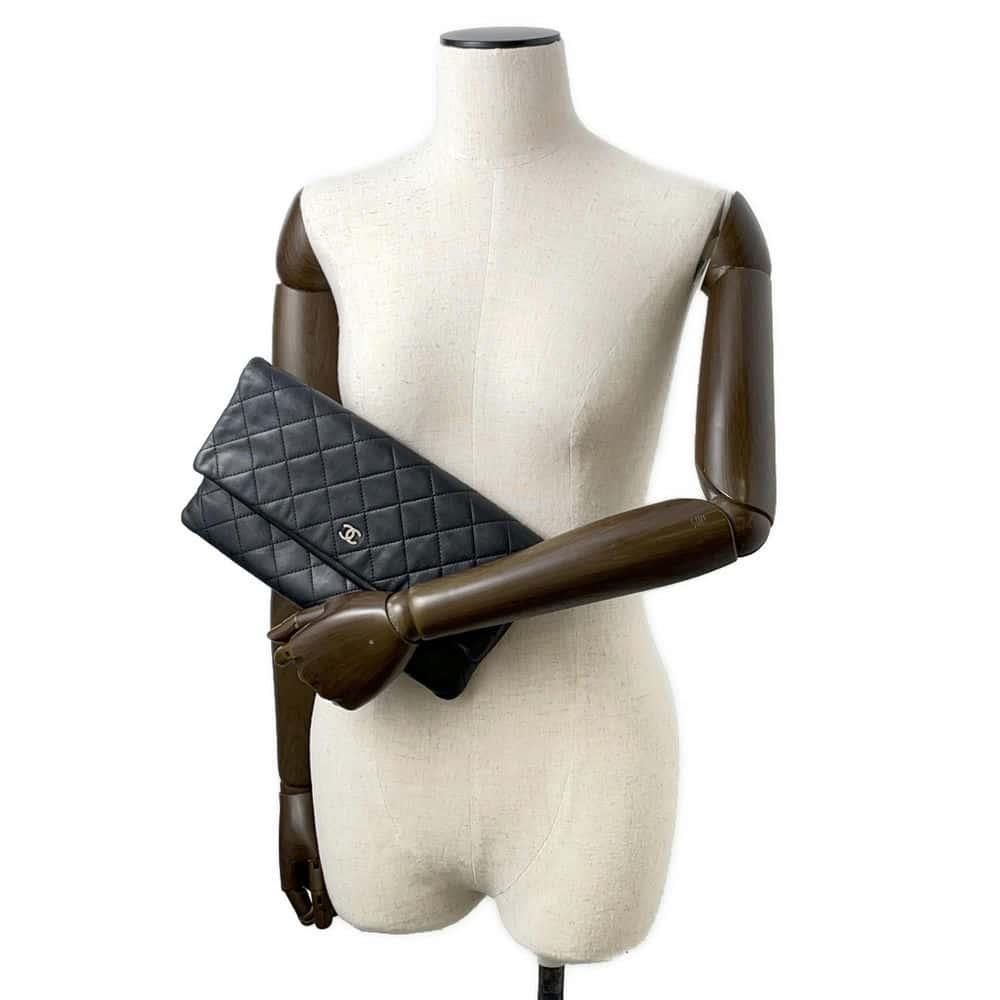 Chanel Matelasse Clutch Bag Black A69391 Lambskin